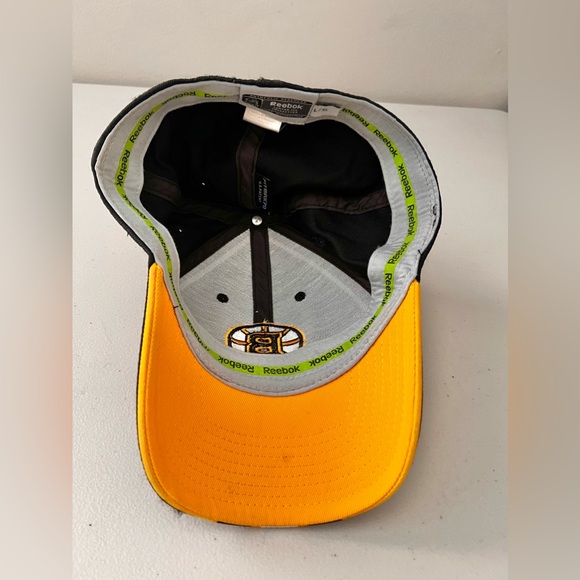 Boston Bruins Reebok Zdeni Chara Singed Hat Baseball Cap Size L/XL - Picture 6 of 7